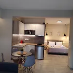 Seaesta Póndi