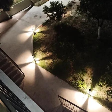 Seaesta Póndi